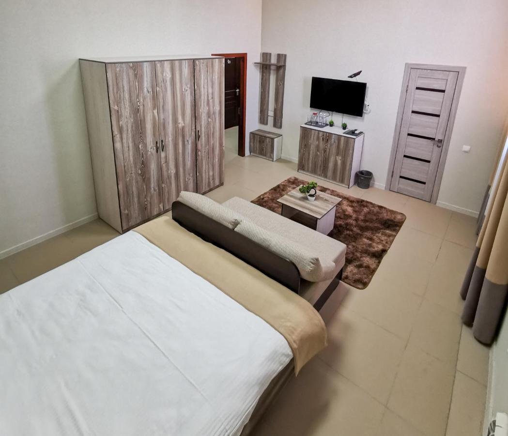 Tarlan Hotel Актау Экстерьер фото