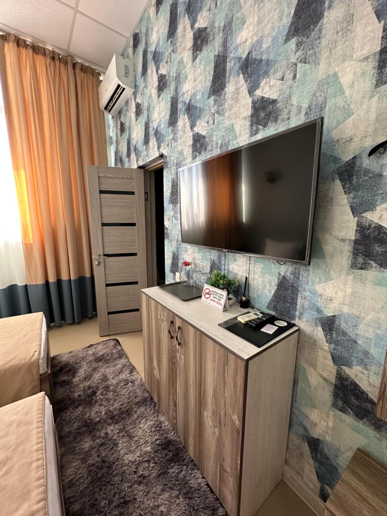 Tarlan Hotel Актау Экстерьер фото