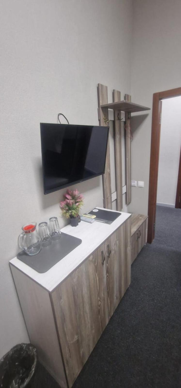 Tarlan Hotel Актау Экстерьер фото