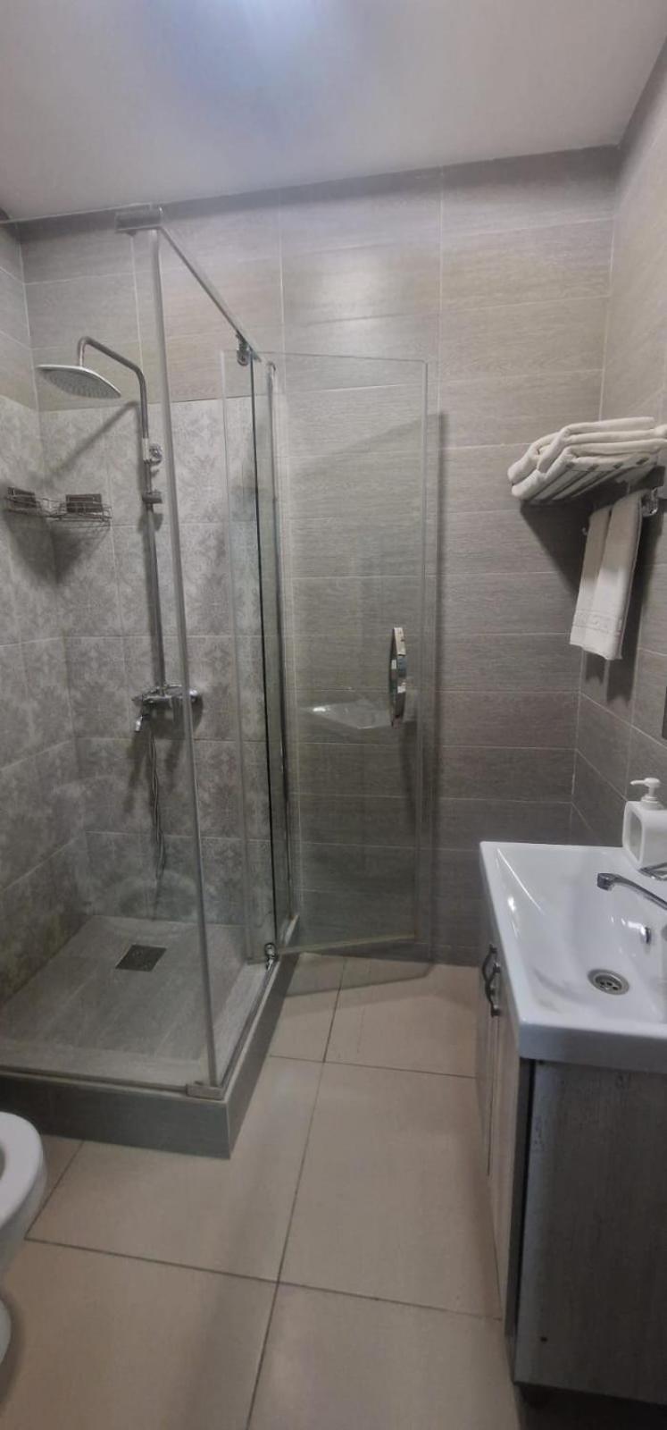 Tarlan Hotel Актау Экстерьер фото