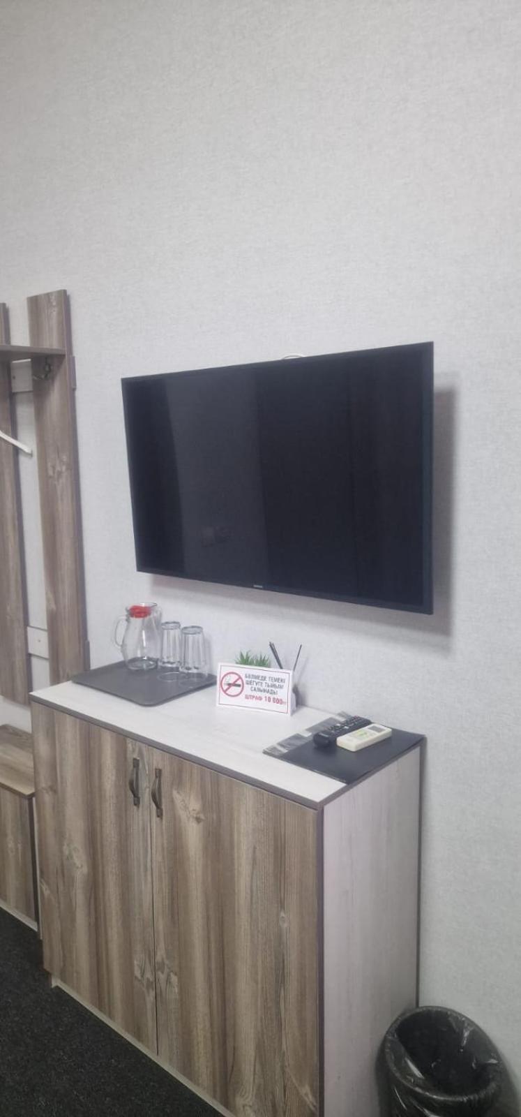 Tarlan Hotel Актау Экстерьер фото